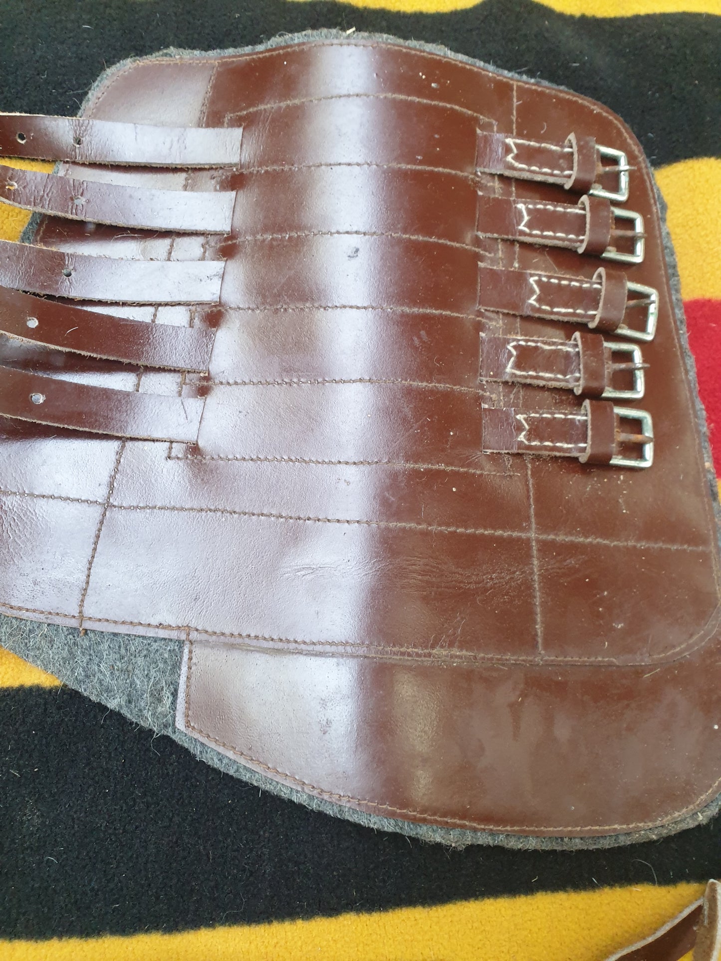 Used full size brown leather tendon boots FREE POSTAGE☆