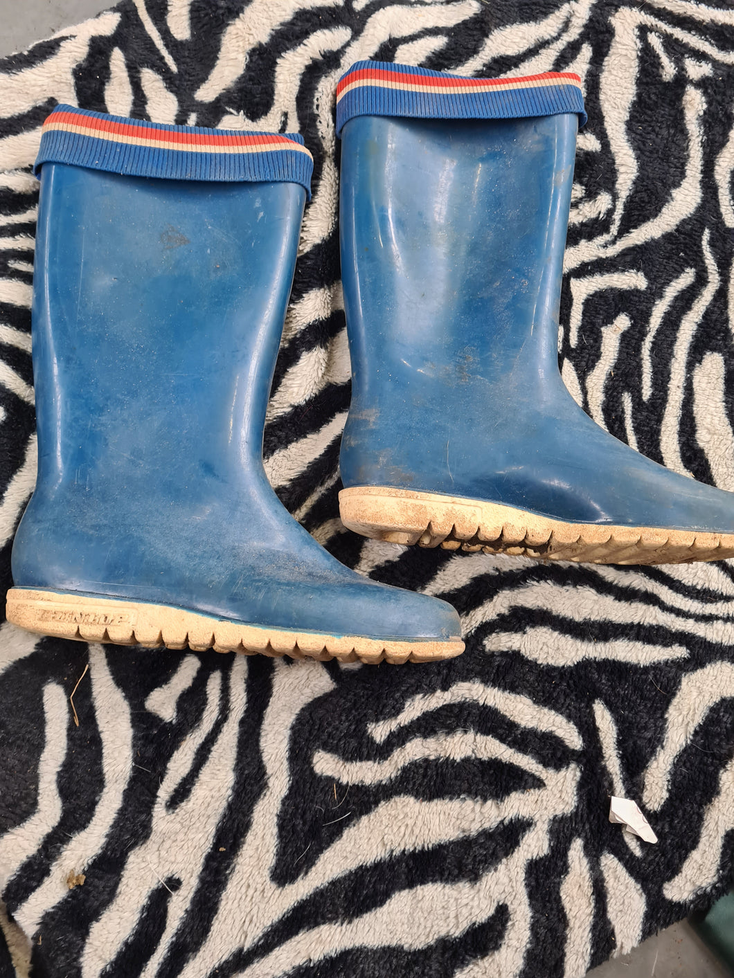Used size 6 blue rubber wellingtons FREE POSTAGE✅