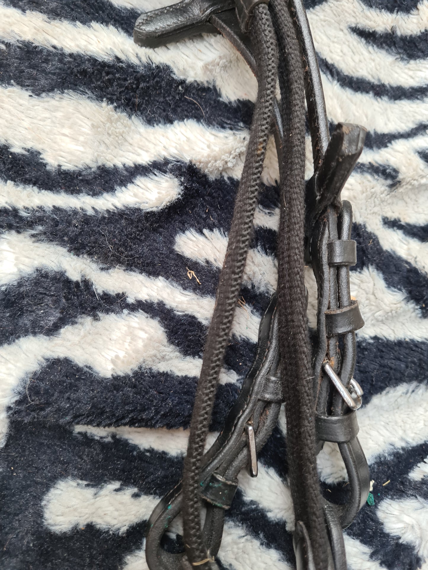 Used cob size black continental reins FREE POSTAGE☆