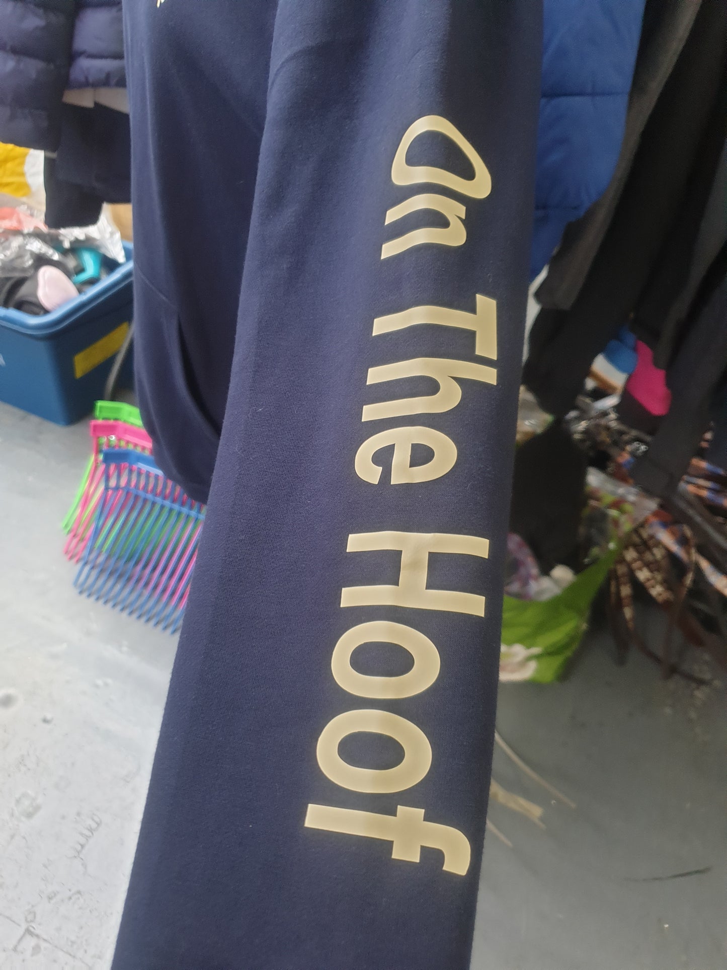 NEW on the hoof hoodie various colours and coloured writing available, all sizes xs-xxl FREE POSTAGE
