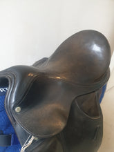 Used 17" med black Antil dressage saddle FREE POSTAGE ✅