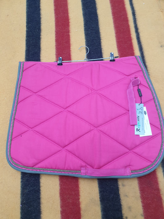NEW WITH TAGS Requisite Raspberry pony/cob saddle pad FREE POSTAGE ✅