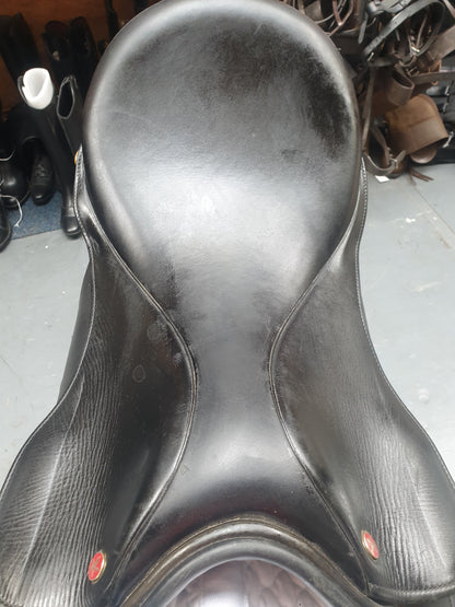 Black 17.5" wide  Falcon vsd leather saddle FREE POSTAGE 🔵