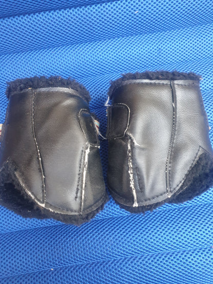 Clarendon Pony size black fetlock boots FREE POSTAGE ✅