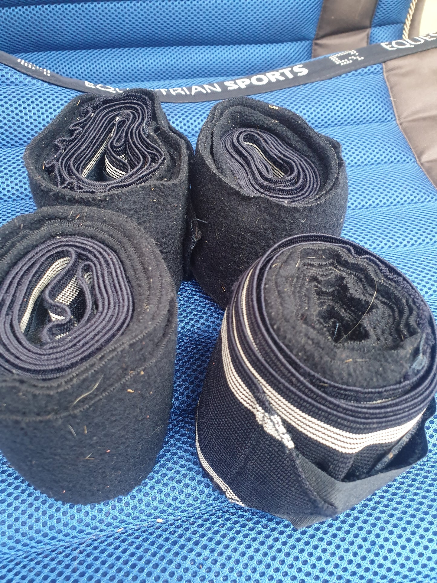 Set of 4  blue fleece bandages FREE POSTAGE ✅