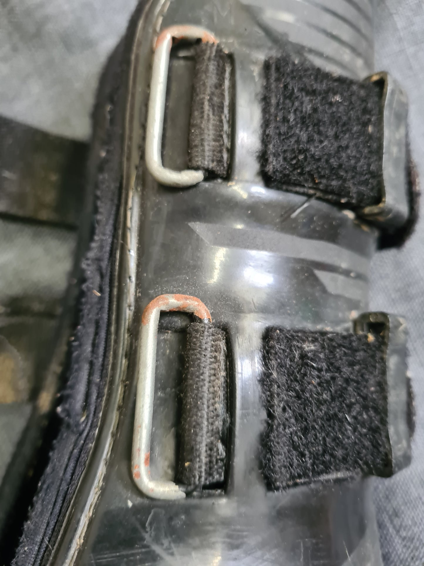 Used VEREDUS cob size black hard shell tendon boots