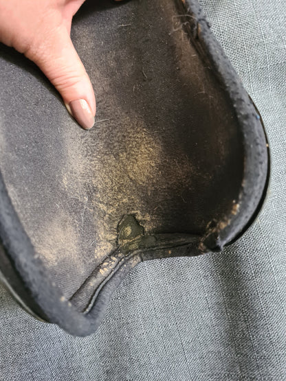 Used VEREDUS cob size black hard shell tendon boots