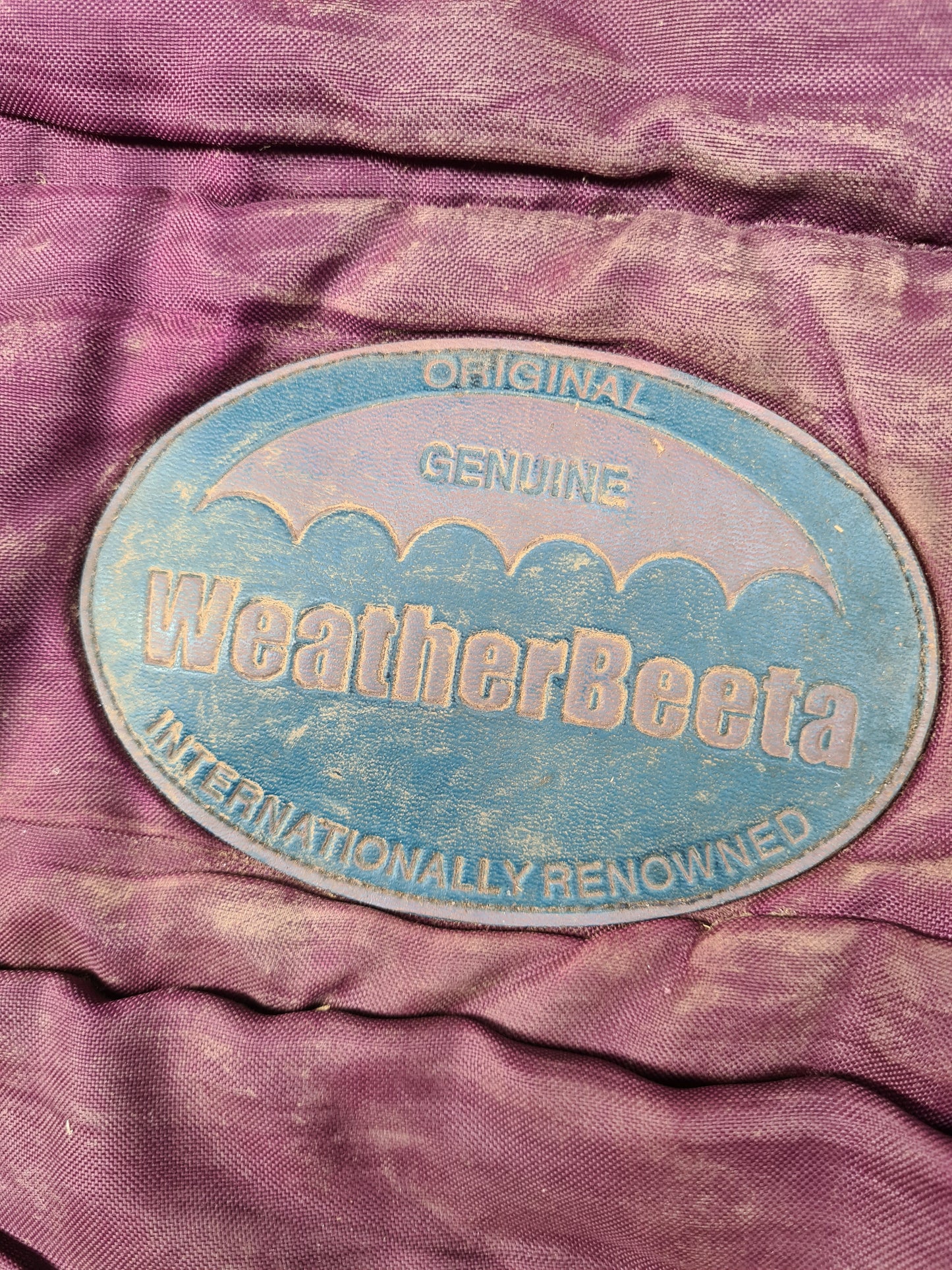 Burgundy 5'3" Weatherbeeta stable rug FREE POSTAGE 🟢