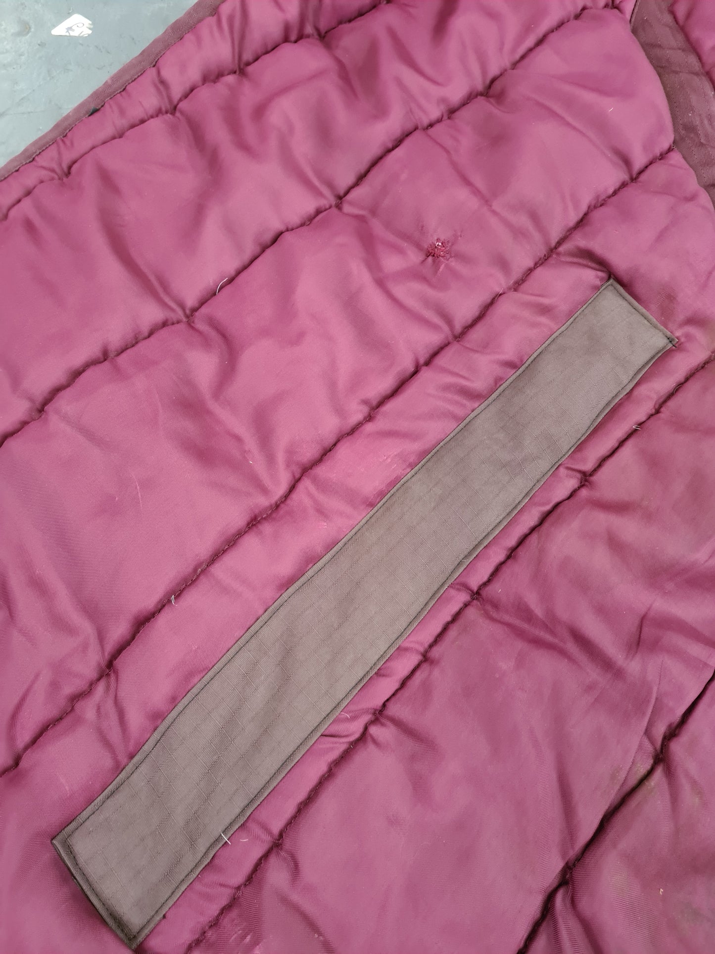Masta stable rug, 6'0, light weight, burgundy FREE POSTAGE 🟢