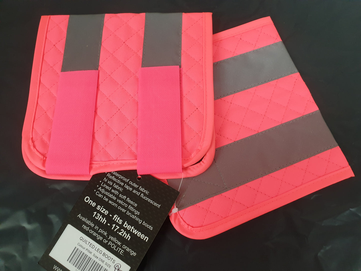 NEW WITH TAGS Pink Equisafety hi-vis leg wraps one size FREE POSTAGE

 🟢