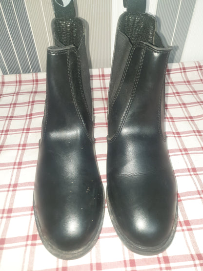 size 1 black  Requisite jodhpur boots FREE POSTAGE 🟢