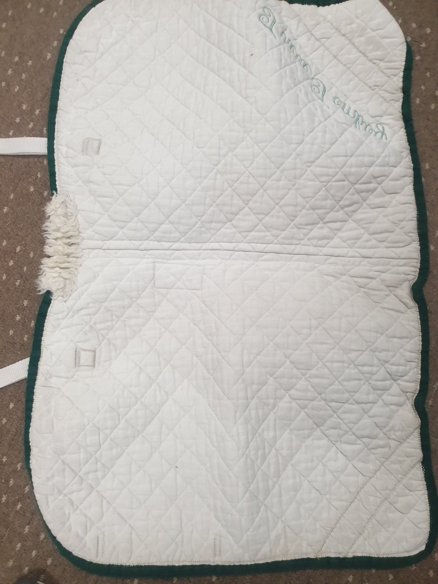 White and green full Saddle cloth FREE POSTAGE 🟢