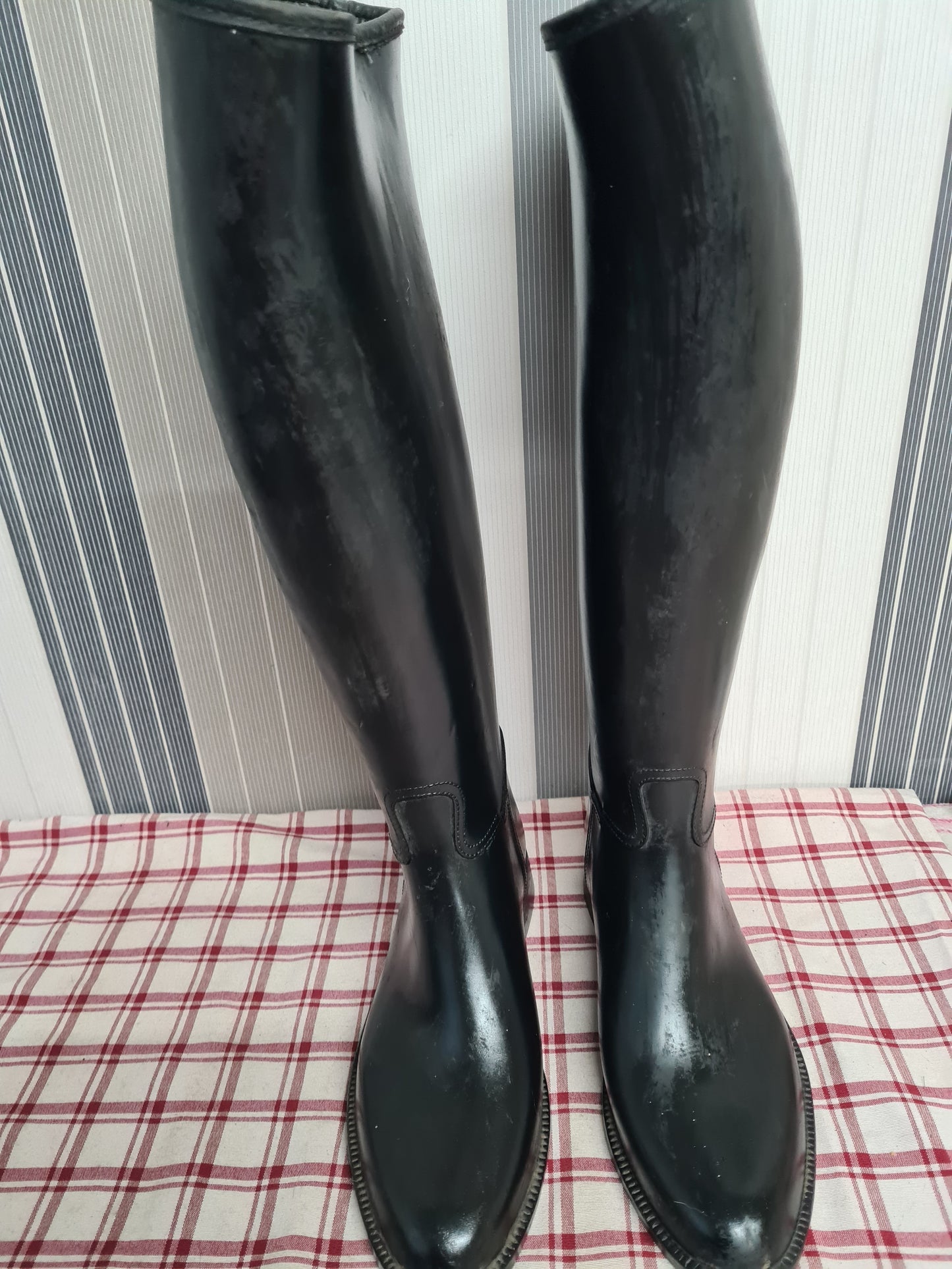 Cottage craft Black long rubber riding boots size 7 FREE POSTAGE🟢