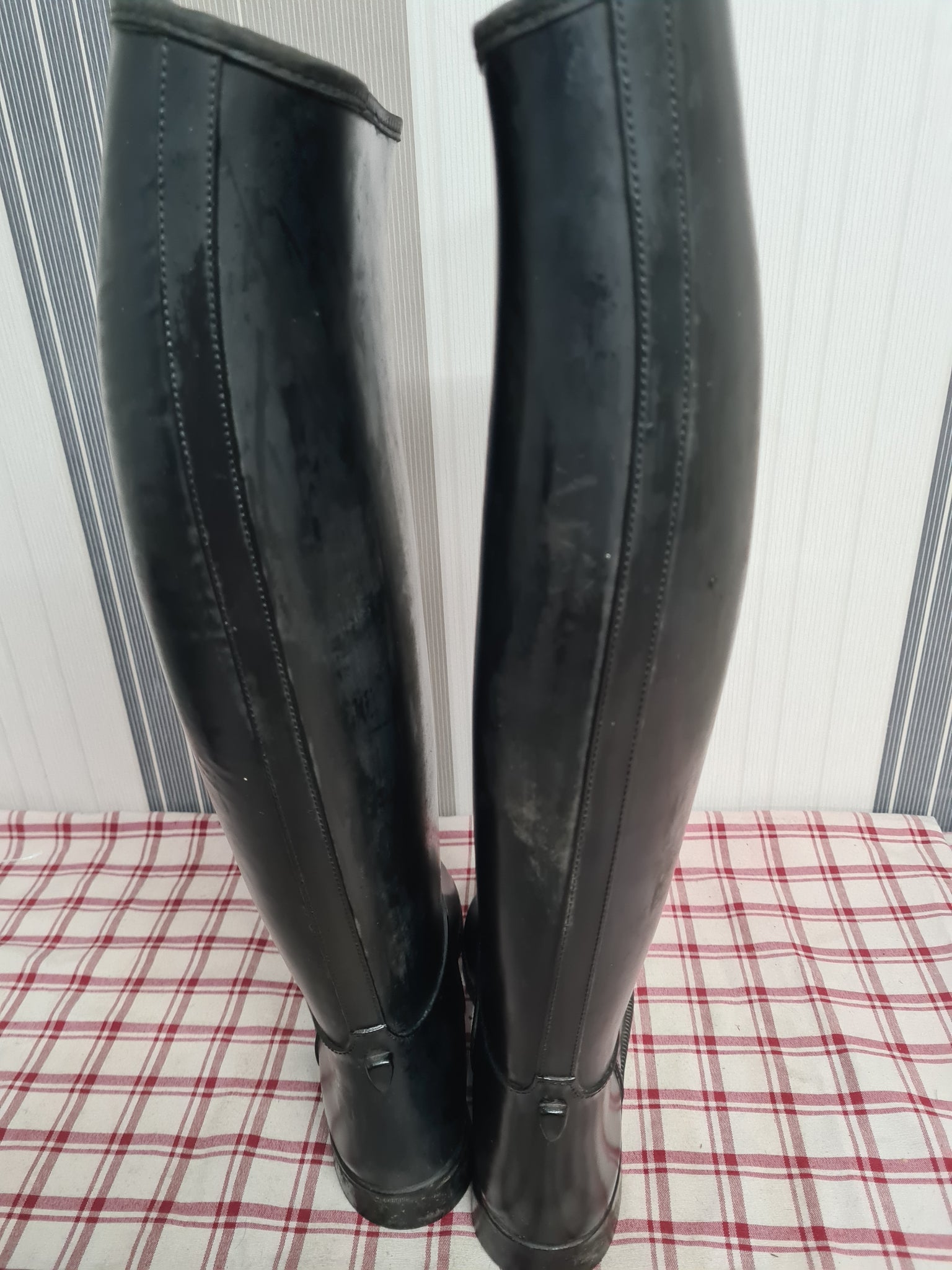 Rubber horse riding outlet boots