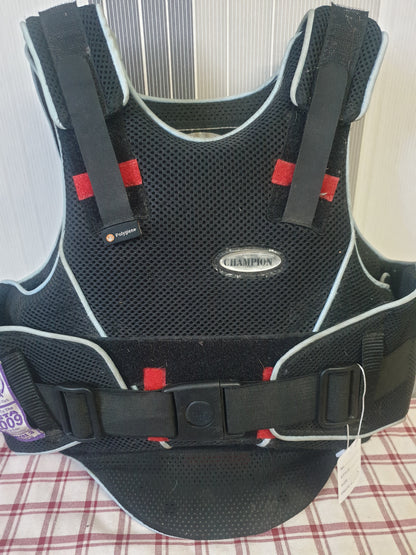 Black Champion Flex Air body protector size Small Child FREE POSTAGE ❤️