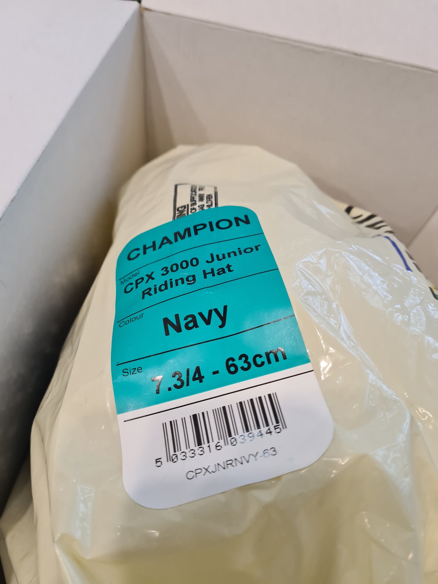 Champion Navy cpx 3000 velvet riding hat FREE POSTAGE ❤️