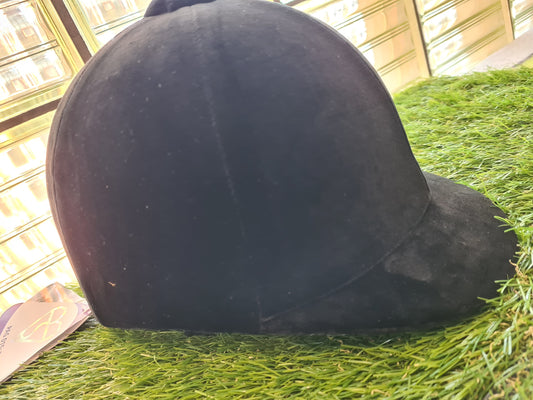 Champion Black cpx 3000 velvet riding hat FREE POSTAGE ❤️