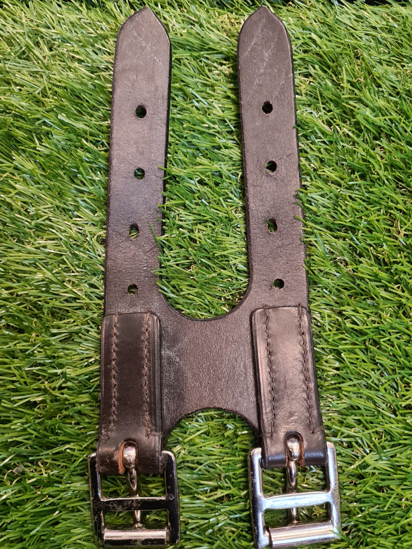 Like new brown leather girth extender, 9" FREE POSTAGE 🟢