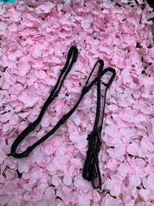 New black leather grippy reins with stoppers available in cob , pony and Shetland sizes. (FREE POSTAGE)