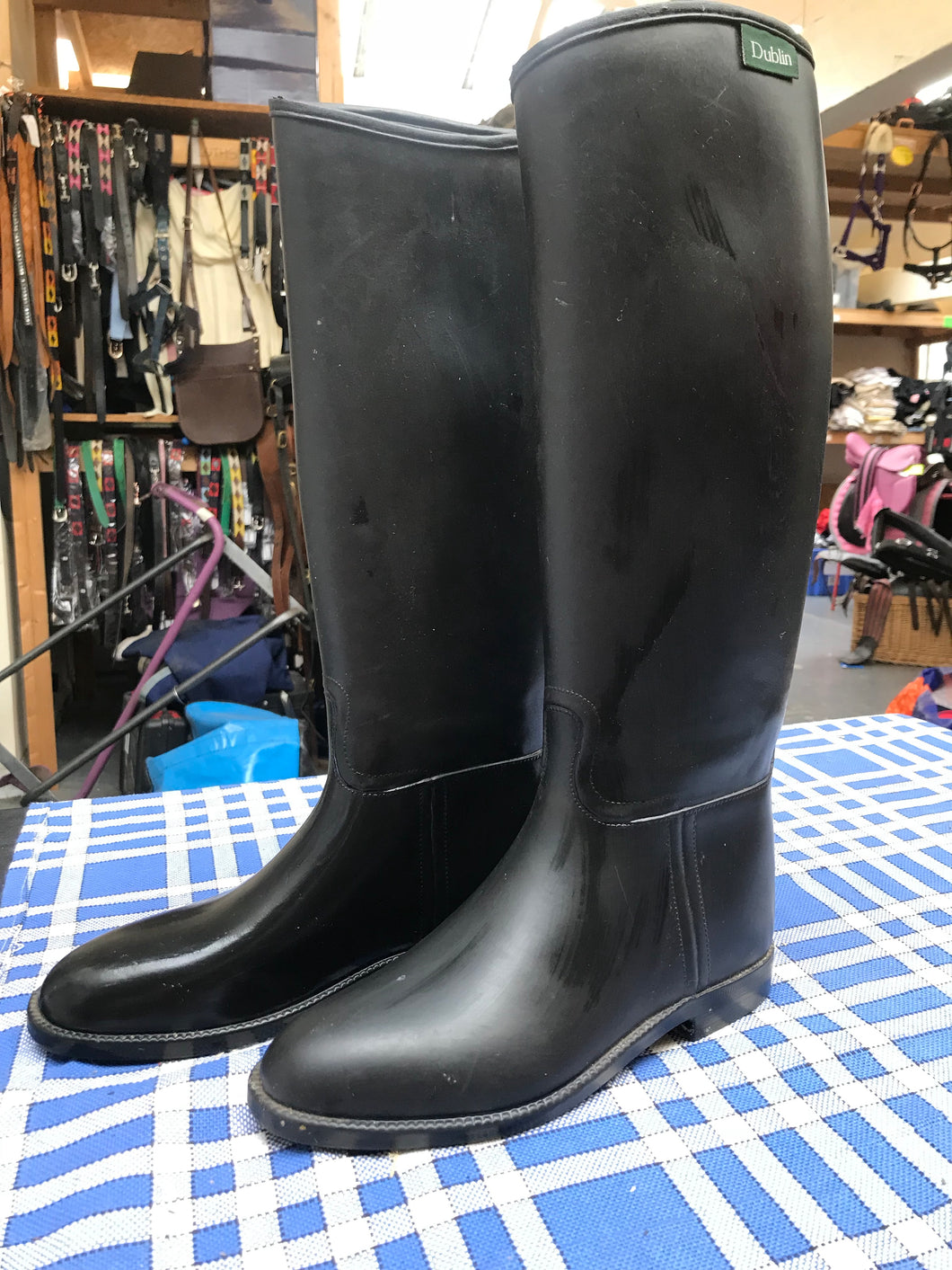 Rubber riding outlet boots