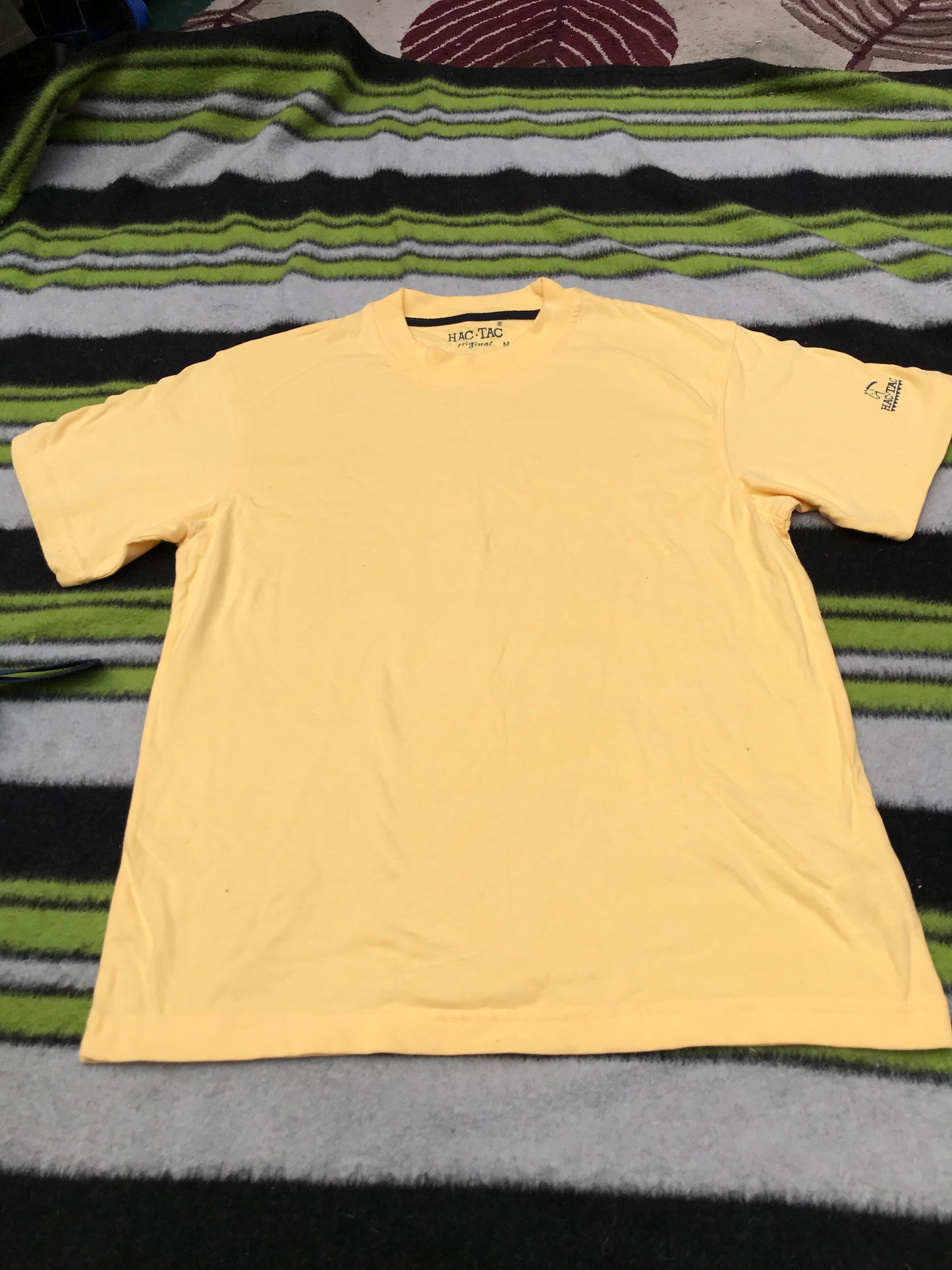 Hac-tac Yellow Tshirt size M FREE POSTAGE