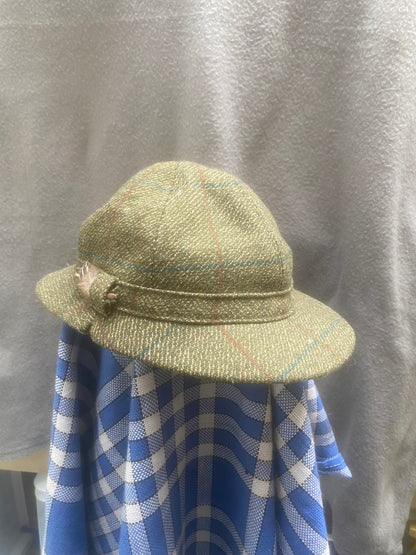 Onley green tweed hat with blue and red over check FREE POSTAGE🟢