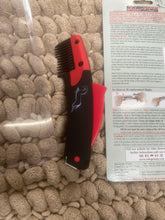 New solo Comb humane grooming FREE POSTAGE**