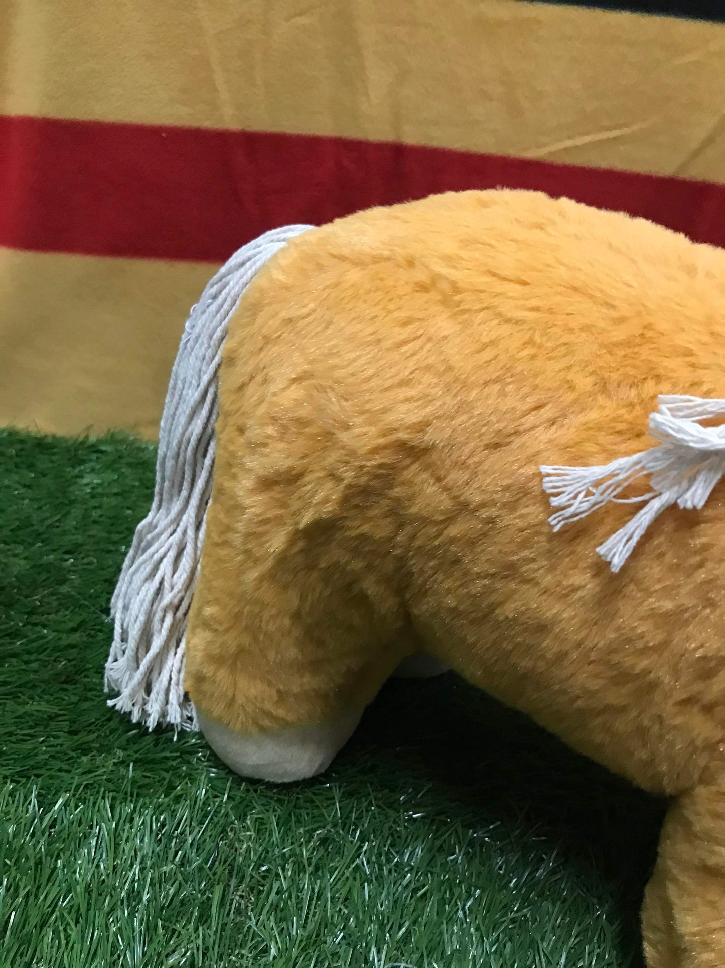 New crafty ponies chestnut flaxen mane and tail