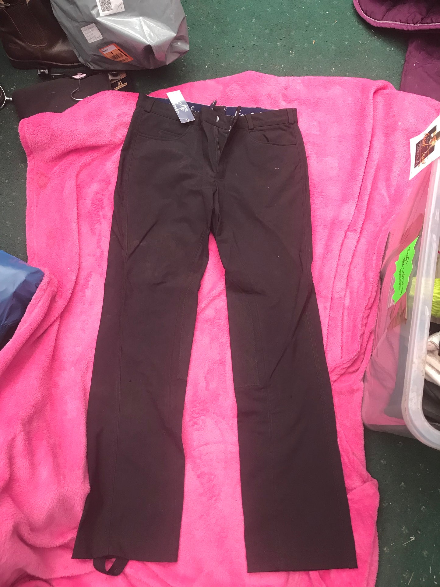 Equetech jodhpurs size: 34