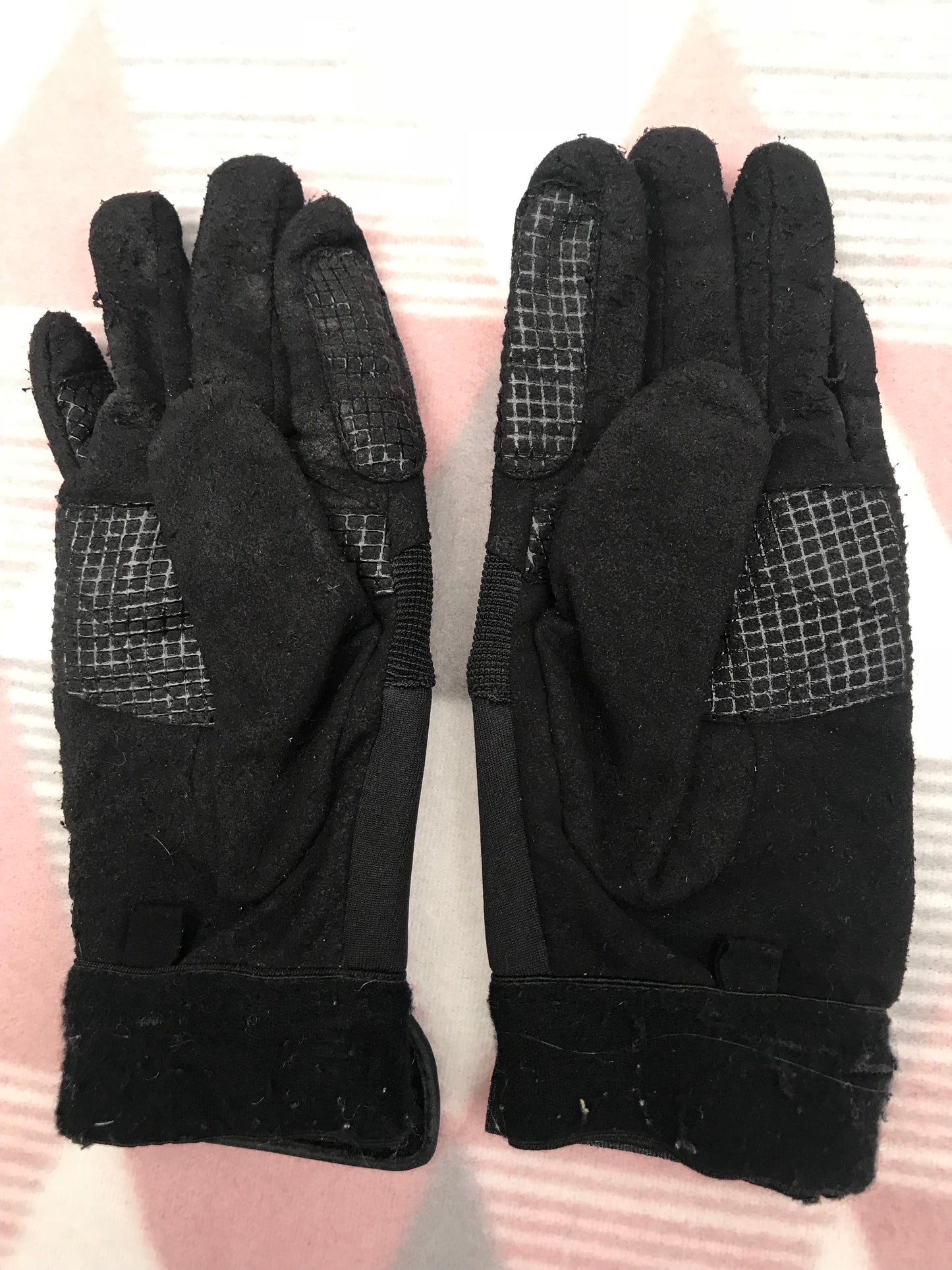 Dublin black riding gloves size small FREE POSTAGE