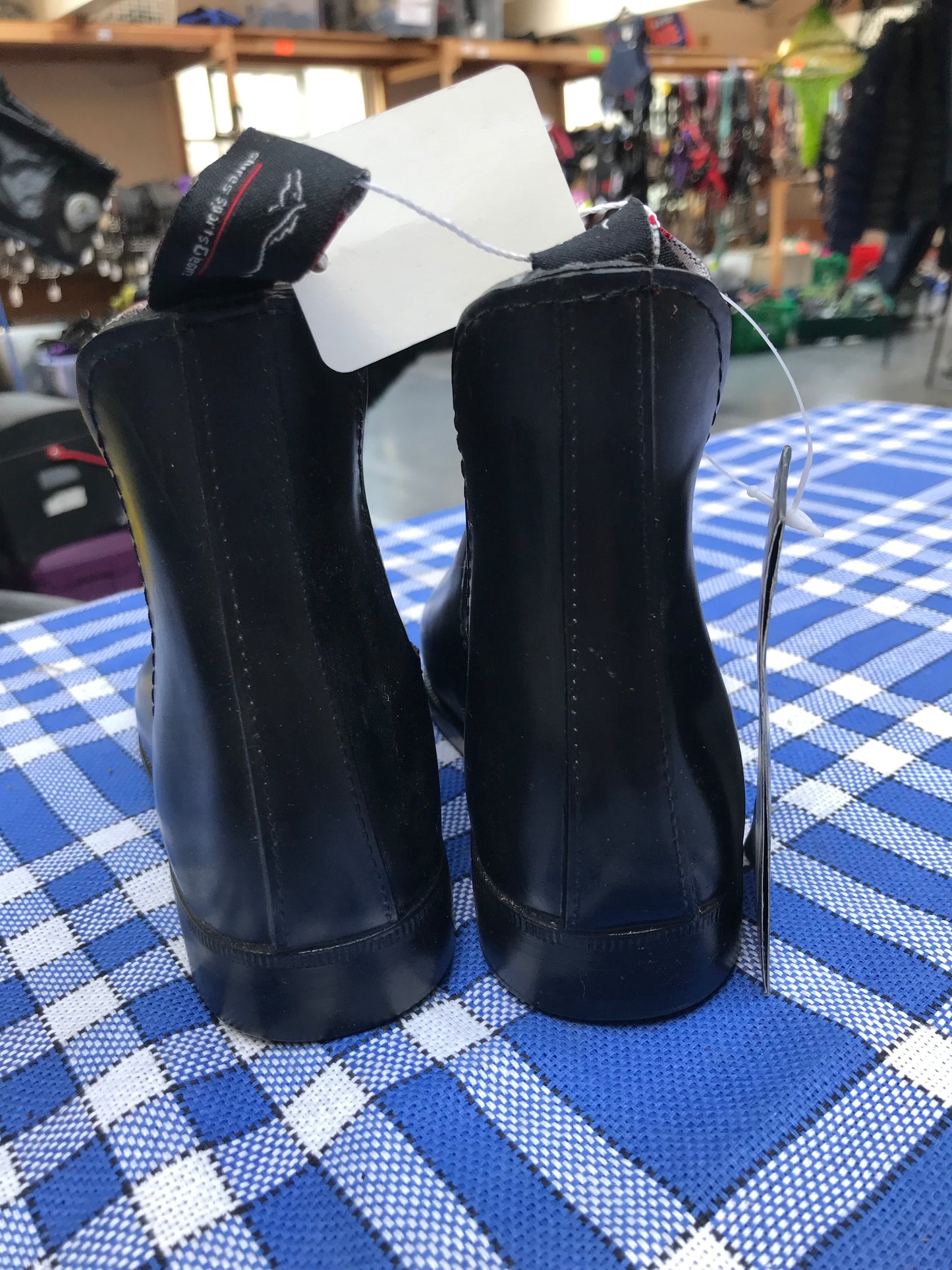 New shires black jodhpur boots children’s size 13 FREE POSTAGE*