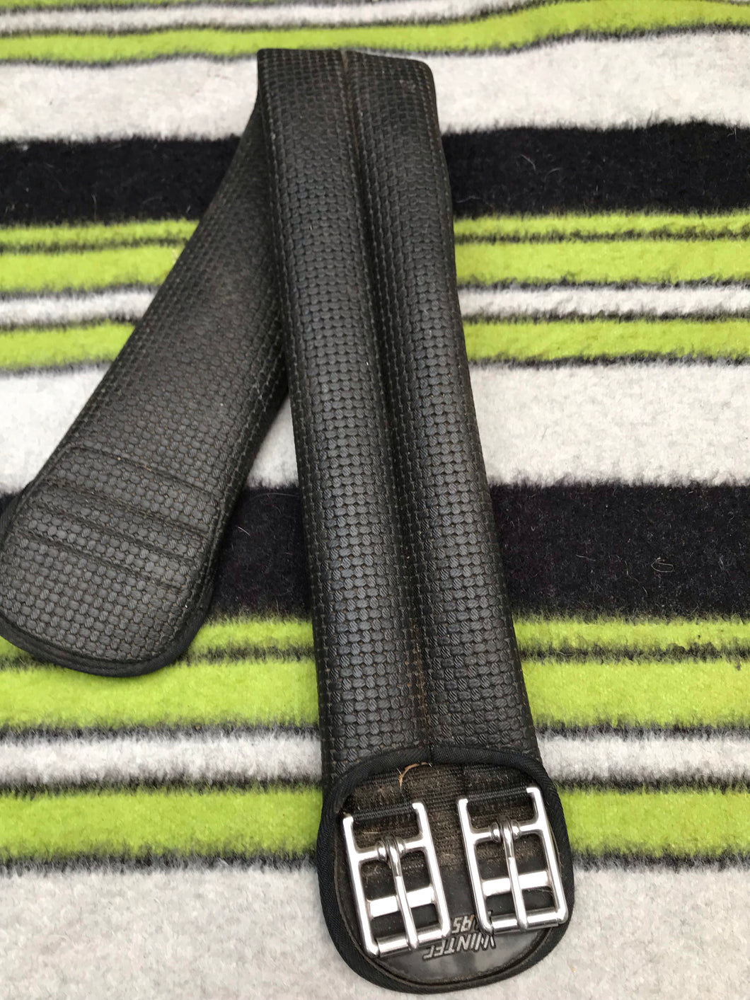 black wintec elastic comfort girth 33” FREE POSTAGE