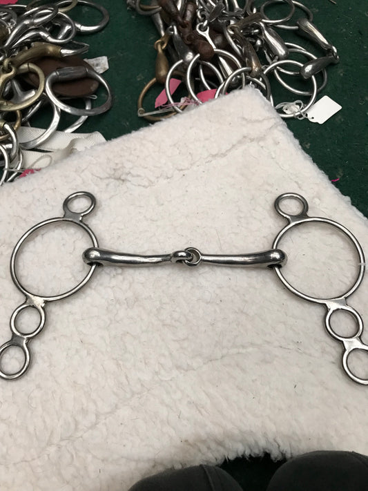 4 ring snaffle size: 6-1/4”