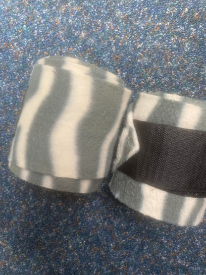 Zebra print grey and cream bandages set of 2 FREE POSTAGE🟢
