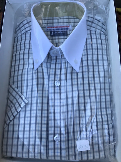 NEW John Whitaker short sleeve shirt size XS POSTAGE