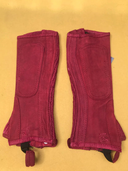 NEW shires suede chaps dark red child medium 10”calf 10” length FREE POSTAGE✅️