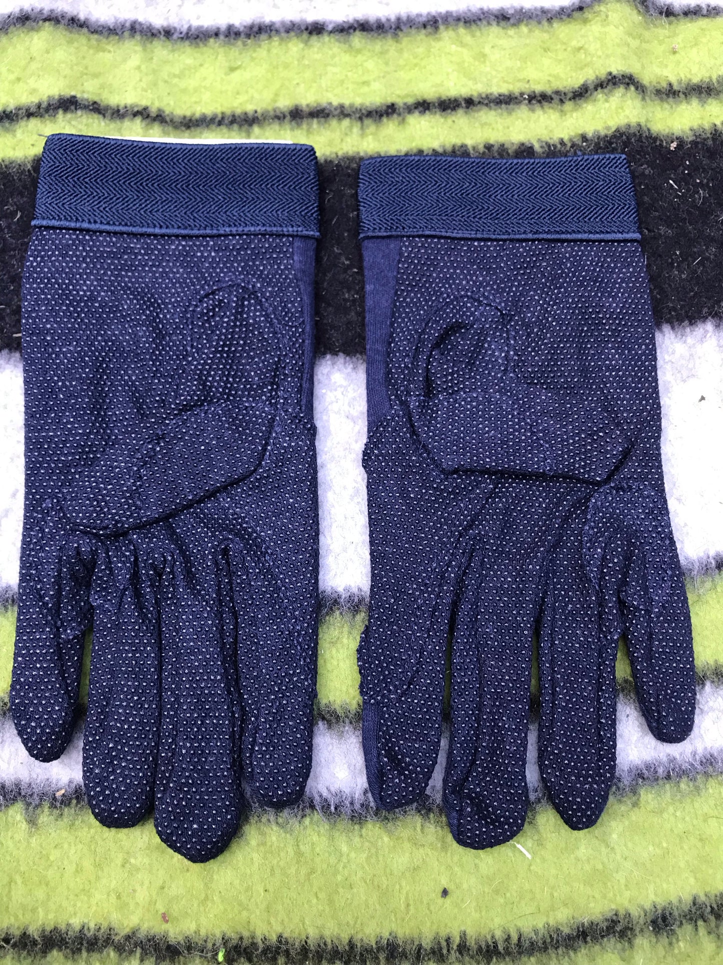 new cotton gloves with bobbly grips FREE POSTAGE