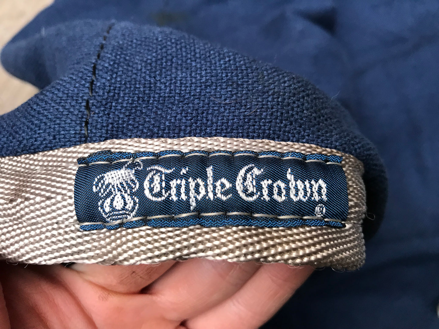 Triple crown 6’6 cotton sheet navy and white FREE POSTAGE *