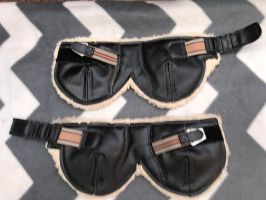 Black sheepskin lined cob size fetlock boots