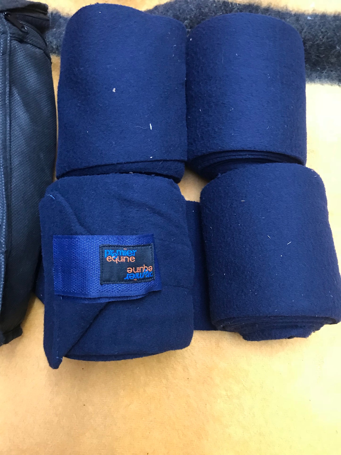 Navy premier equine fleece bandages FREE POSTAGE ✅