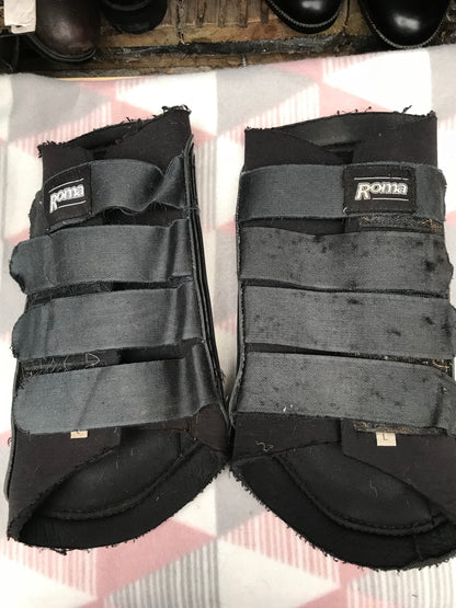 Roma black brushing boots size large FREE POSTAGE