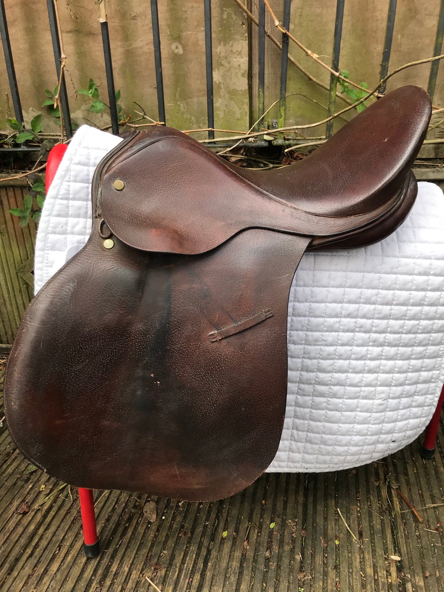 Townfields saddlers 17” brown leather gp saddle medium FREE POSTAGE 🔵