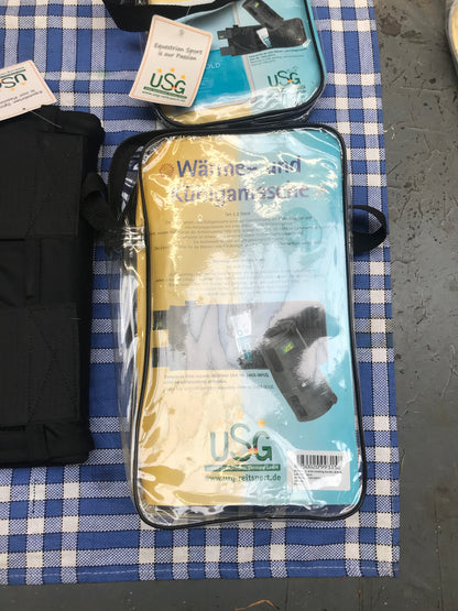 New USG warming and cooling boots complete with x2 reusable compress FREE POSTAGE**