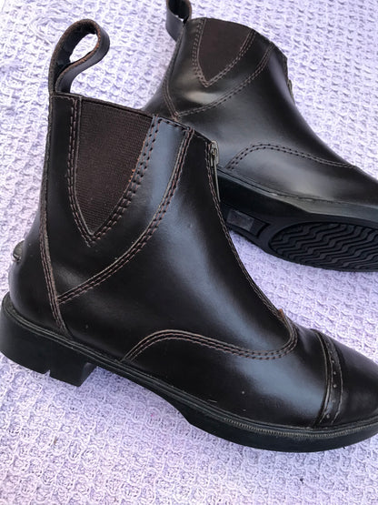 NEW Shires jodhpur boots size child’s 13 FREE POSTAGE *