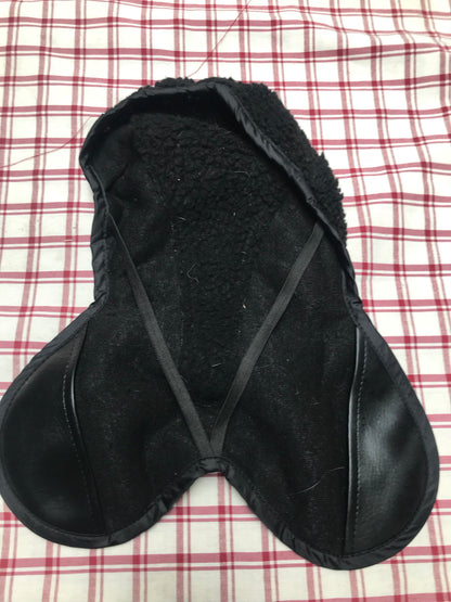 Black faux fur fleece seat saver FREE POSTAGE *