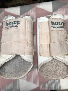 Horze white light weight sheep skin lined brushing boots size large FREE POSTAGE