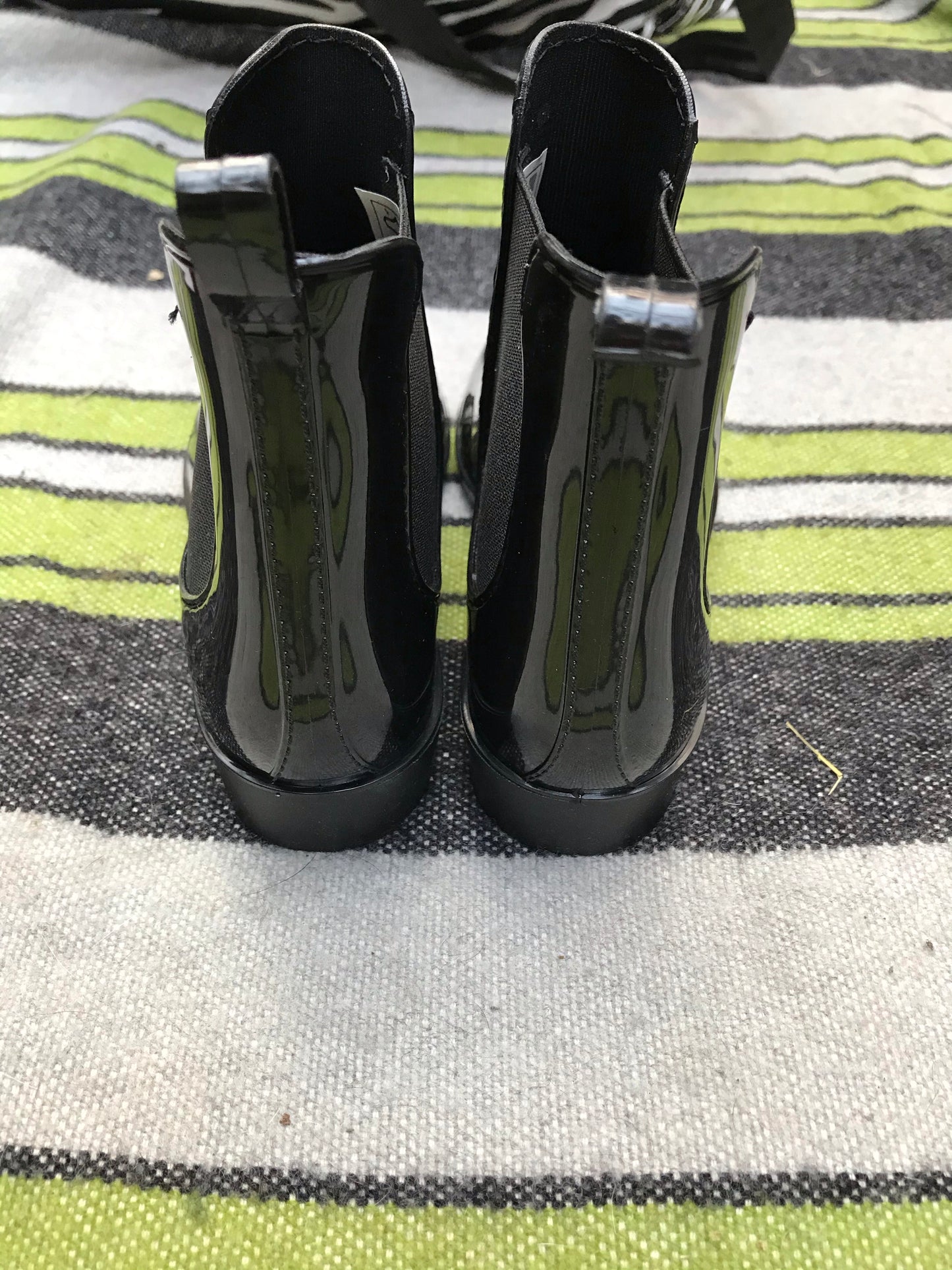 new size 5 black patent chelsea boots FREE POSTAGE ✅