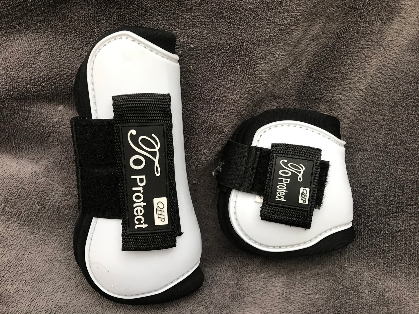 new OHP White tendon And fetlock FREE POSTAGE