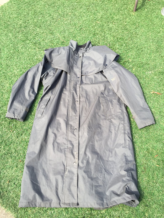 Country estate long waterproof coat size 18 FREE POSTAGE