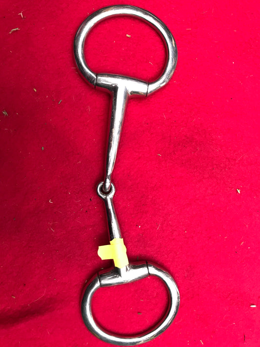 Flat ring snaffle